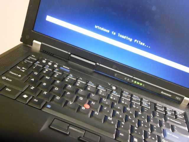 Installing Windows 7 on the R61i
